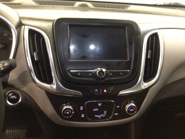 Used 2022 Chevrolet Equinox LS AWD/4WD image 24