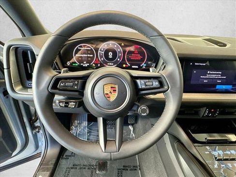 Used 2026 Porsche Cayenne AWD/4WD image 14