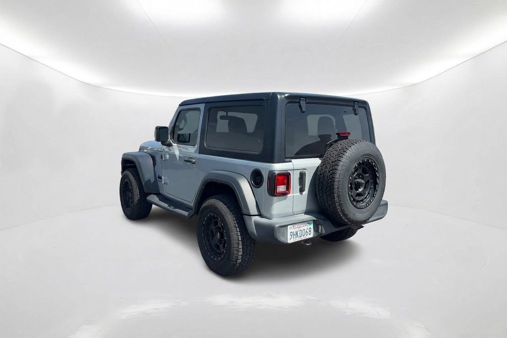 Used 2023 Jeep Wrangler Sport AWD/4WD image 8