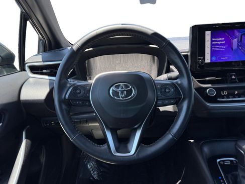 Used 2023 Toyota Corolla SE w/ SE Premium Package FWD image 12