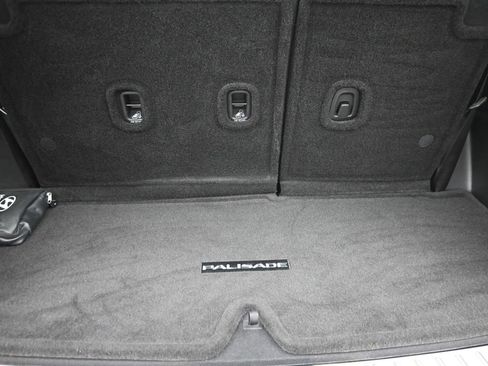 Used 2024 Hyundai Palisade Calligraphy image 10