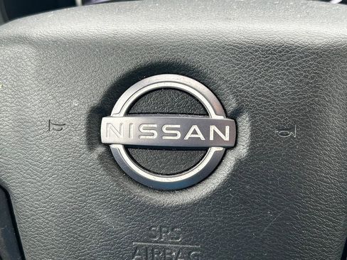 Used 2023 Nissan Frontier SV w/ Technology Package AWD/4WD image 34