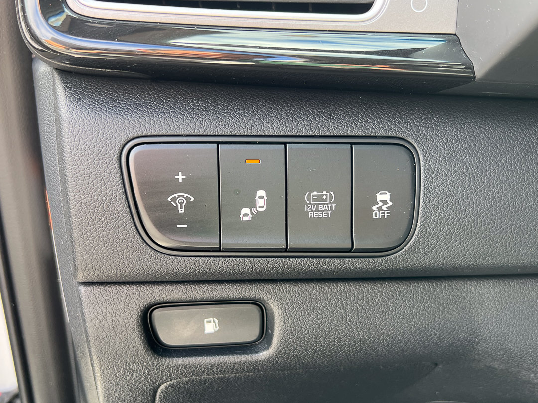 Used 2019 Kia Niro EX FWD image 18