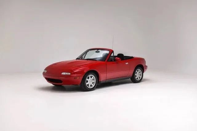 Used 1990 MAZDA MX-5 Miata RWD image 7
