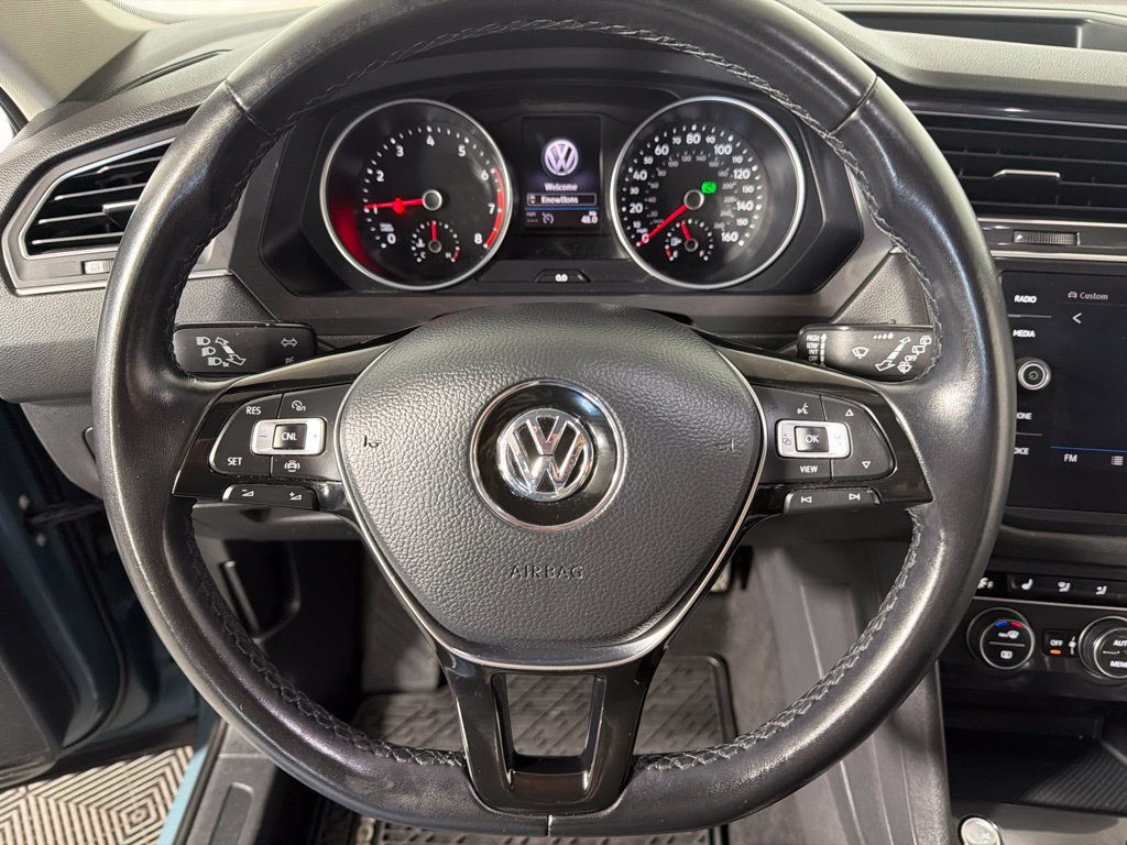 Used 2019 Volkswagen Tiguan SE w/ Panoramic Sunroof Package AWD/4WD image 14