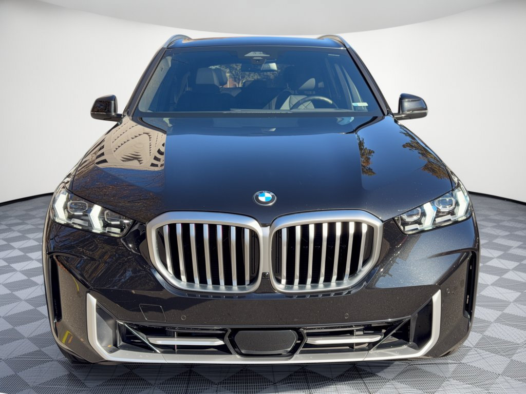 Used 2024 BMW X5 xDrive40i w/ Premium Package AWD/4WD image 6