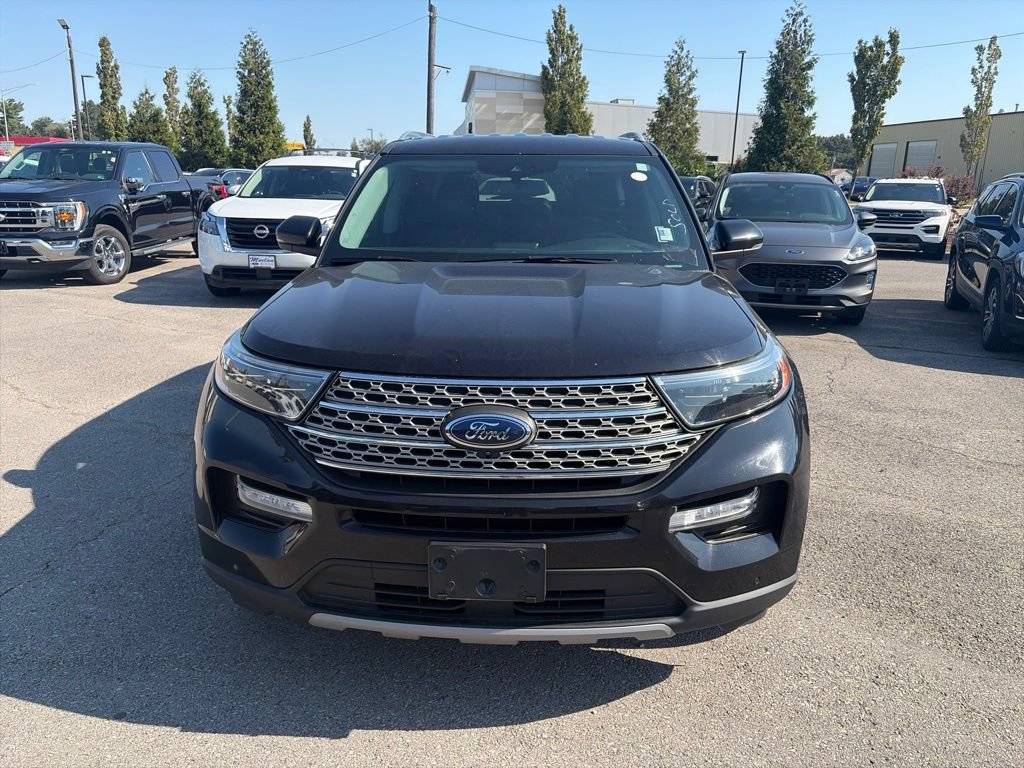 Used 2023 Ford Explorer Limited w/ Equipment Group 301A AWD/4WD image 9