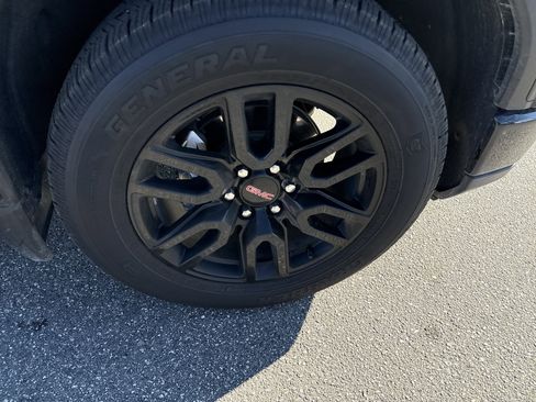 Certified 2025 GMC Sierra 1500 Elevation image 12