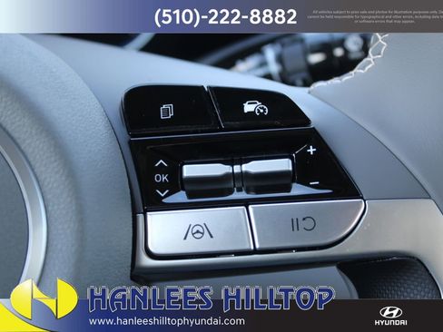 New 2025 Hyundai Elantra SEL image 28