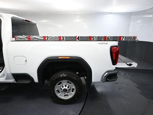 Used 2025 GMC Sierra 2500 SLE image 38