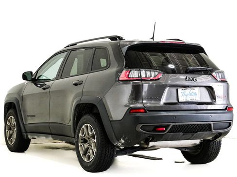Used 2022 Jeep Cherokee Trailhawk AWD/4WD image 8