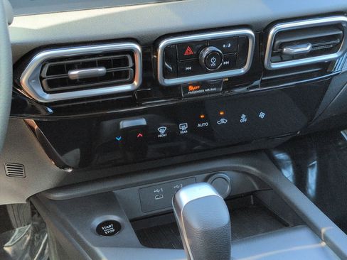 New 2026 Nissan Sentra SV w/ Floor Mat Package FWD image 19