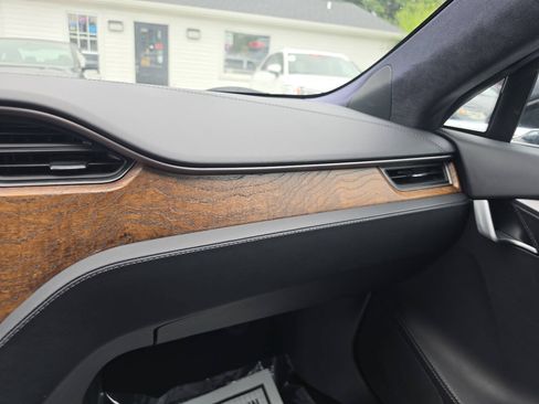 Used 2019 Tesla Model S Long Range AWD/4WD image 51