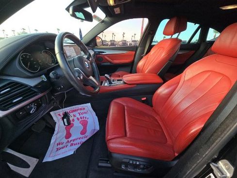 Used 2019 BMW X6 sDrive35i w/ M Sport Package image 4