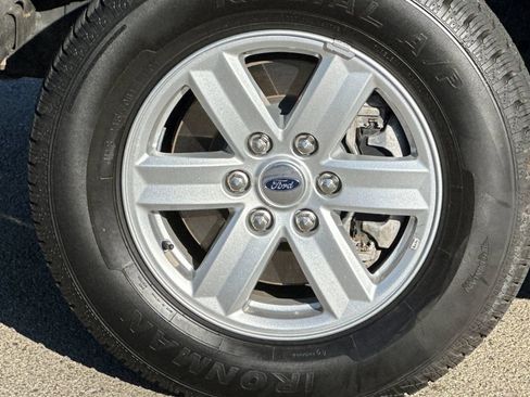 Used 2023 Ford F150 XLT RWD image 33