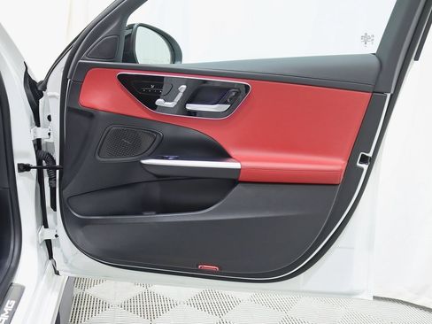Used 2024 Mercedes-Benz C 43 AMG 4MATIC Sedan image 33