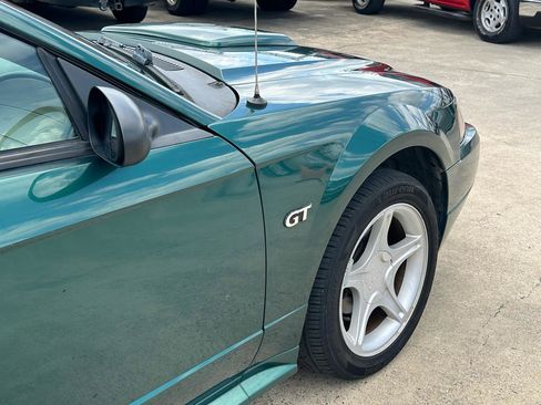 Used 2003 Ford Mustang GT RWD image 37
