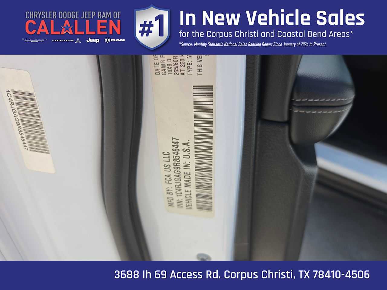 Used 2024 Jeep Grand Cherokee Laredo RWD image 28