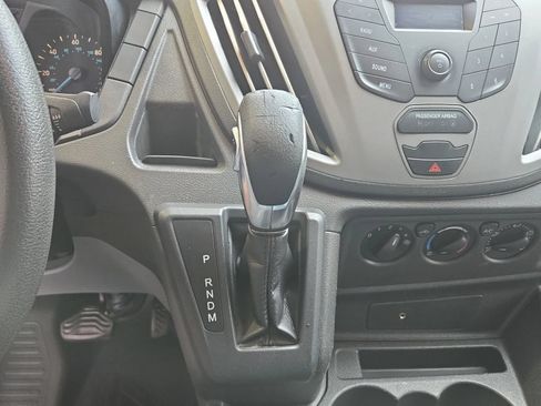 Used 2019 Ford Transit 250 148 High Roof RWD image 18