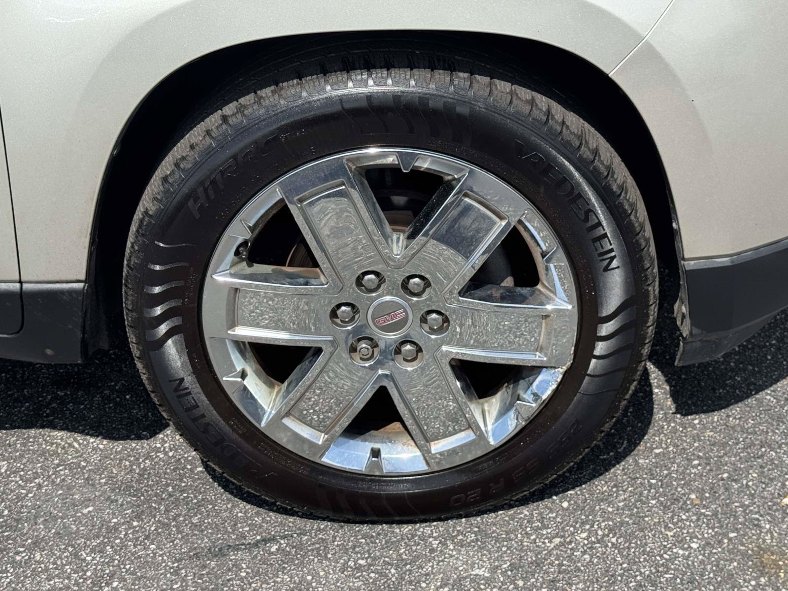 Used 2017 GMC Acadia Limited SLT AWD/4WD image 6