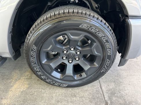Used 2025 RAM 1500 Big Horn AWD/4WD image 25