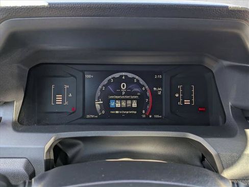 Certified 2024 Toyota Tacoma SR5 AWD/4WD image 11