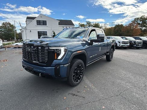 New 2025 GMC Sierra 2500 Denali Ultimate w/ Snow Plow Prep/Camper Package image 3