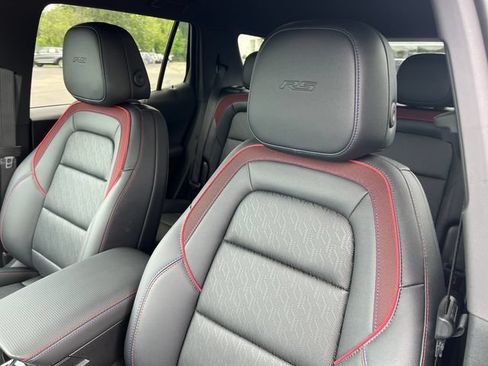 New 2026 Chevrolet Equinox RS w/ Convenience Package III AWD/4WD image 11