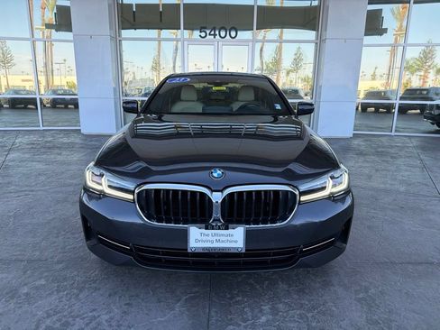 Used 2023 BMW 530i w/ Premium Package RWD image 2