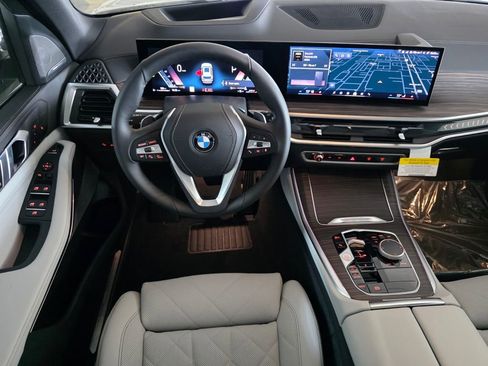 New 2026 BMW X5 sDrive40i RWD image 11
