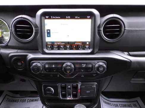 Used 2023 Jeep Wrangler Unlimited Sahara w/ Cold Weather Group AWD/4WD image 11
