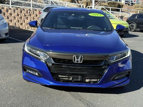 Used 2018 Honda Accord Sport image 3