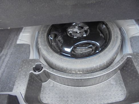 Used 2019 Cadillac XTS Luxury w/ Driver Awareness Package image 9