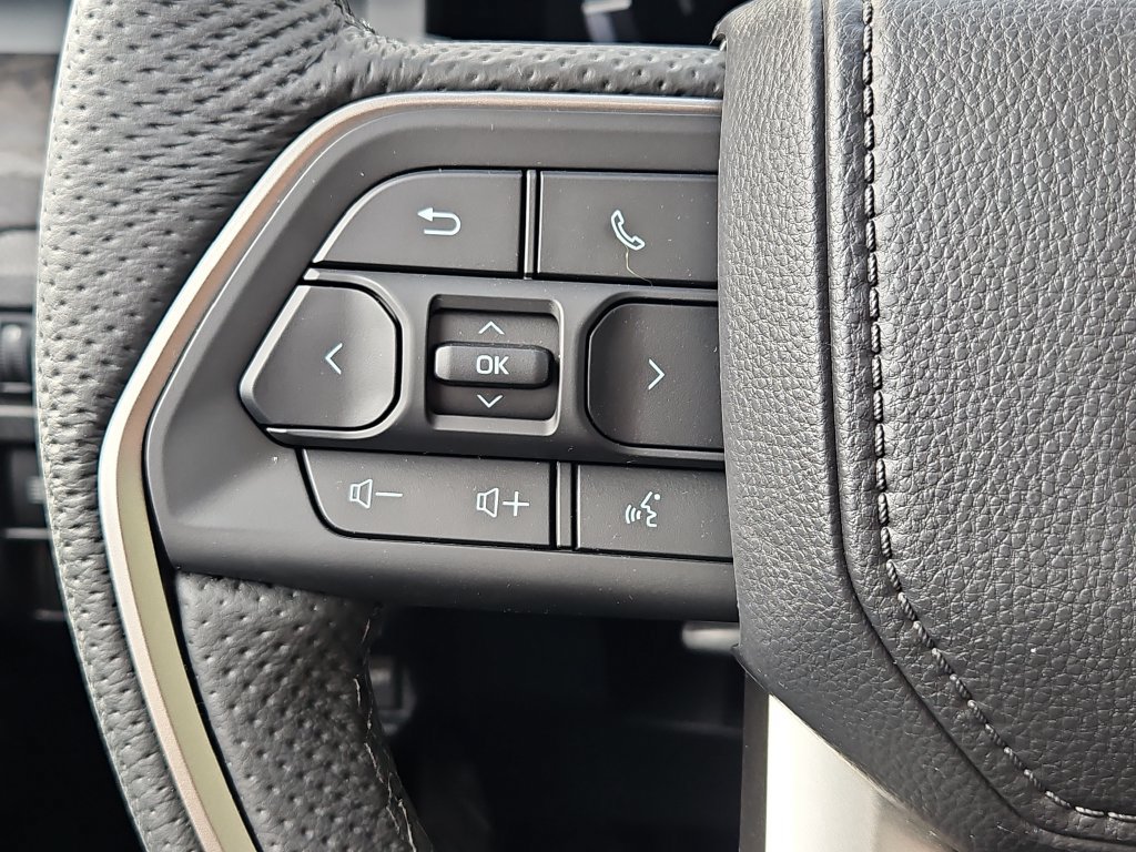 New 2026 Toyota Tacoma Limited AWD/4WD image 18