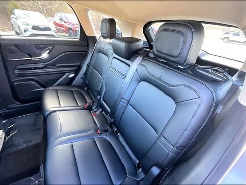 Used 2024 Lincoln Corsair AWD image 26