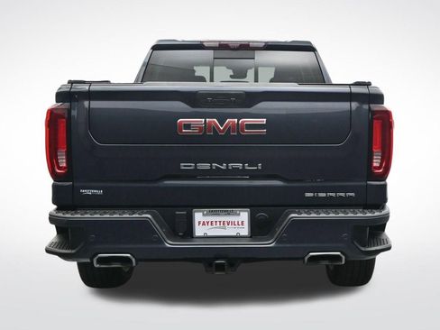 Used 2022 GMC Sierra 1500 Denali w/ Denali Reserve Package AWD/4WD image 7