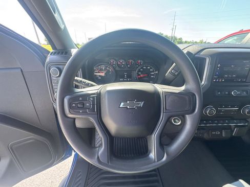 Used 2024 Chevrolet Silverado 1500 Custom Trail Boss AWD/4WD image 39