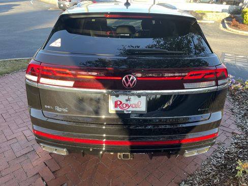 New 2026 Volkswagen Atlas Cross Sport SEL Premium R-Line image 5