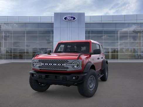 New 2025 Ford Bronco Badlands w/ Sasquatch Package image 2