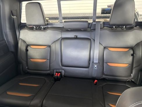 Used 2020 GMC Sierra 2500 AT4 w/ AT4 Premium Package image 36