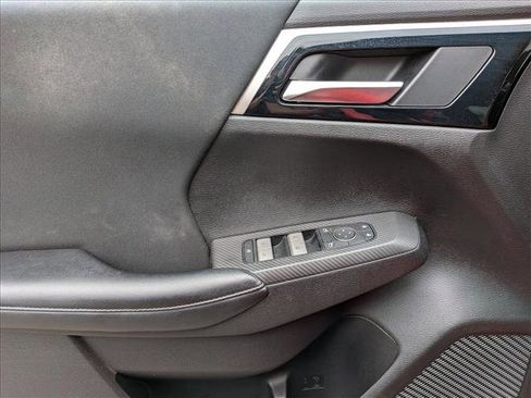 Used 2022 Mitsubishi Outlander ES FWD image 10