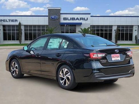 Used 2025 Subaru Legacy Premium AWD/4WD image 3