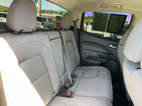 Used 2020 Chevrolet Colorado LT RWD image 24