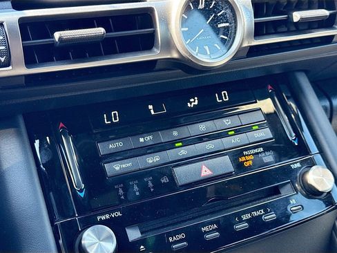 Used 2021 Lexus IS 300 300 w/ Comfort Package image 15