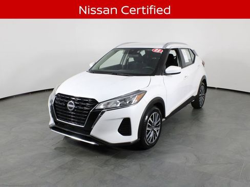 Certified 2023 Nissan Kicks SV FWD image 2