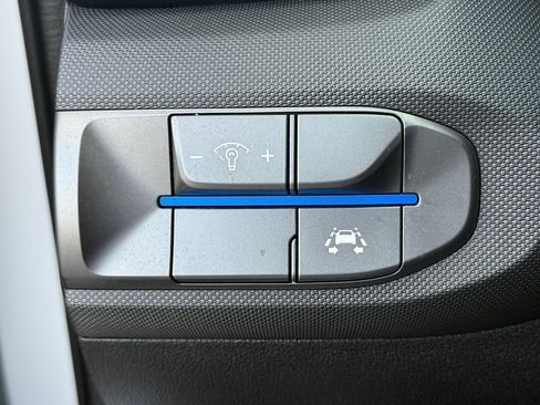 Used 2019 Hyundai Veloster 2.0 image 27