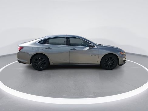 Used 2023 Chevrolet Malibu LT w/ Sport Edition image 9