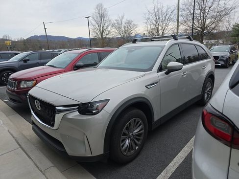 Used 2025 MAZDA CX-90 3.3 Turbo w/ Preferred Package image 4