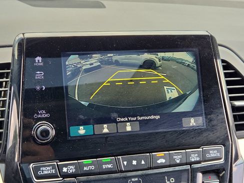 Used 2018 Honda Odyssey EX-L image 24