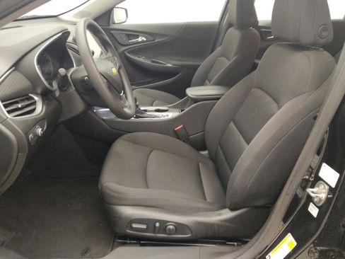 Used 2024 Chevrolet Malibu LT image 17